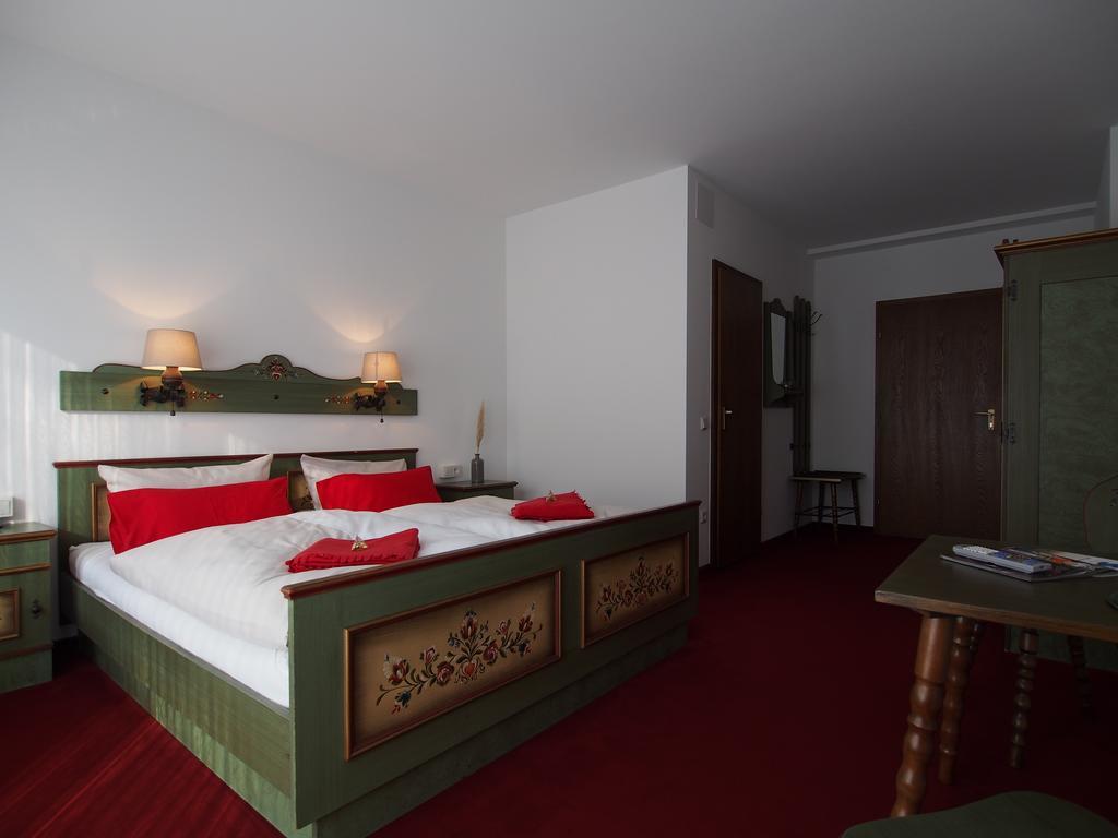 Hotel Restaurant Margaretenhof Uberherrn Екстер'єр фото
